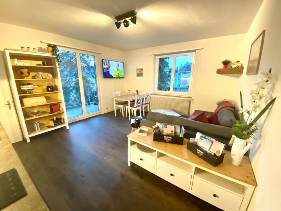 Beautiful Flat With Nice Lake And Mountain Views Weggis Dış mekan fotoğraf
